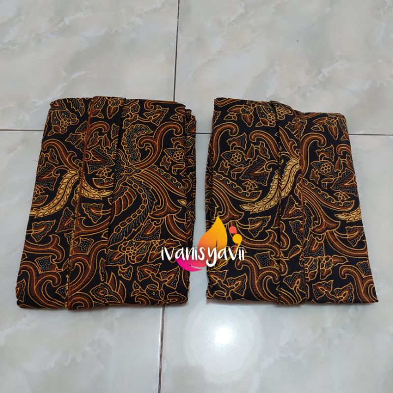 Set Jarik Cewek Cowok + Blangkon, Motif Pisang Bali