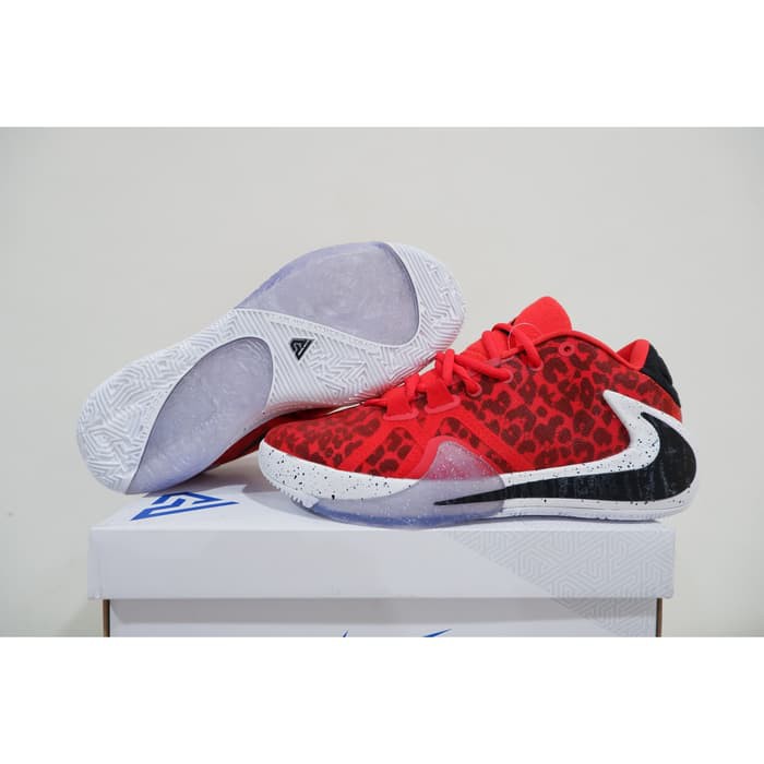 sepatu basket greek freak 1 red camo