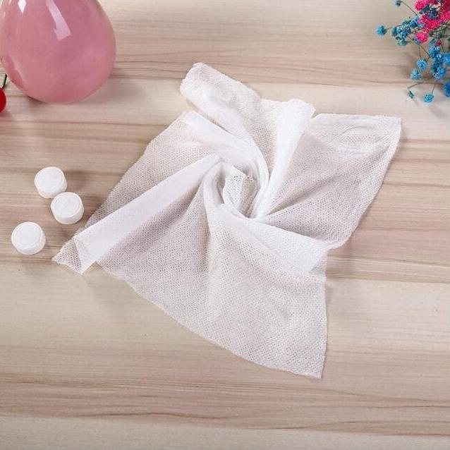 [KODE 7V7LV] [50 pcs] Handuk Kecil Muka Lembut Mini Traveling Tisu Tissue Wajah Basah Bentuk Permen 