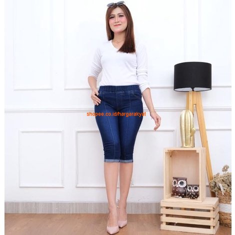 Voppy Celana Jegging Jeans Pendek Wanita (7/8) Tulang Lipat Bawah