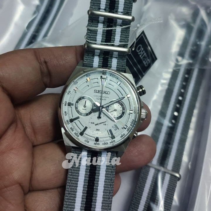 Seiko Quartz SSB401P1 Chronograph Grey Nylon - Jam Tangan Pria SSB401