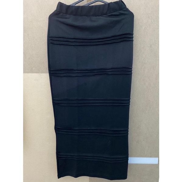 Preloved Rok Hitam Panjang