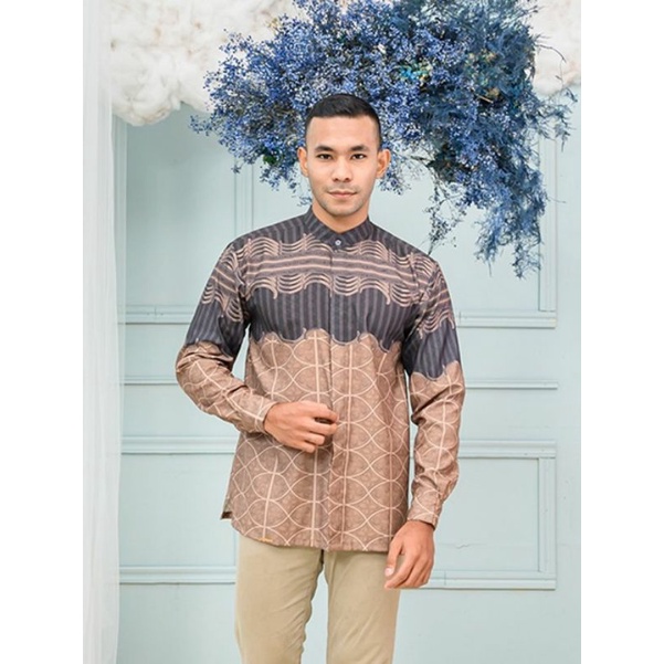 Morgan Shirt in Sun Baked XL WEARINGKLAMBY KLAMBY KLAMBY.ID