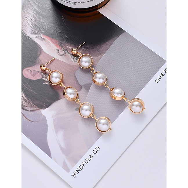 LRC Anting tusuk Fashion Golden Pearl Round Hollow Tassel Earrings D80650