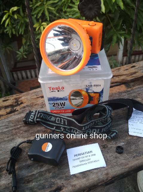 Senter kepala selam tesla 25 watt tahan hingga 200 meter cahaya putih TLKS-2551