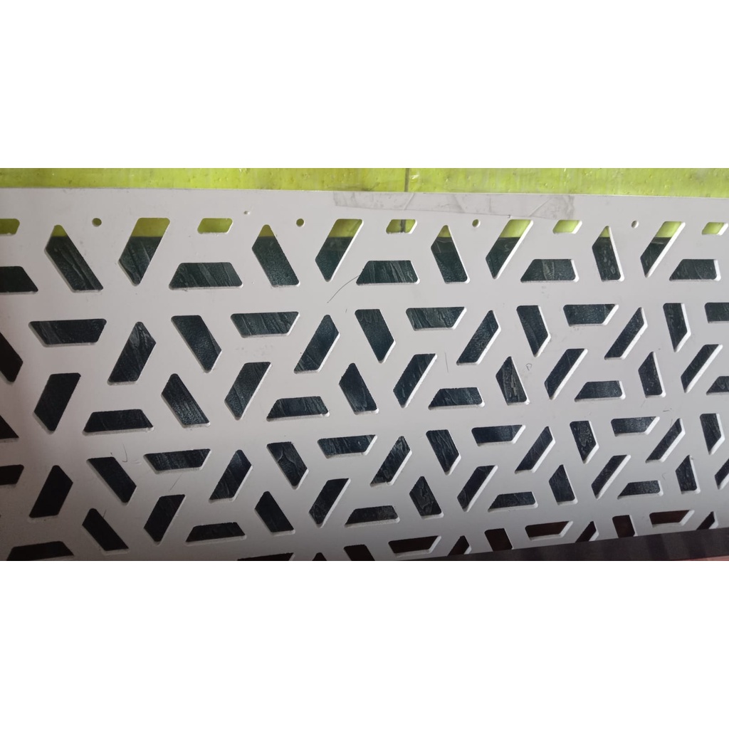 KRAWANGAN PLAFON PVC / KRAWANGAN PENYEKAT RUANGAN BAHAN PVC 40 CM X 80 CM