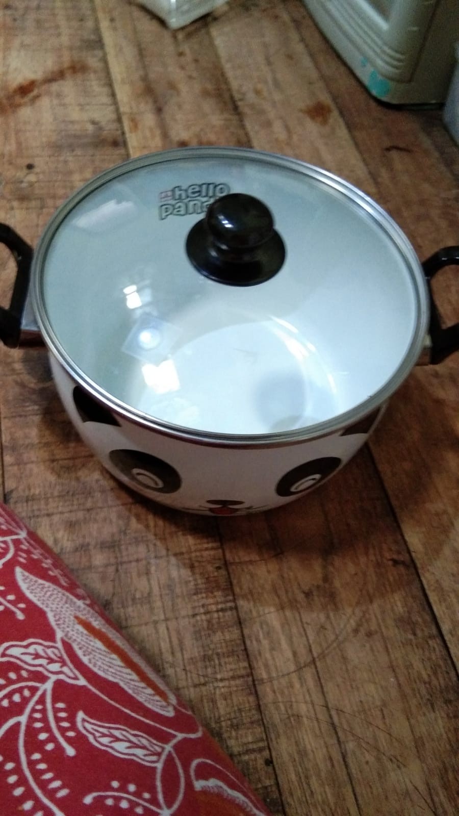 Panci Enamel 24cm Tutup Kaca Panda Maspion