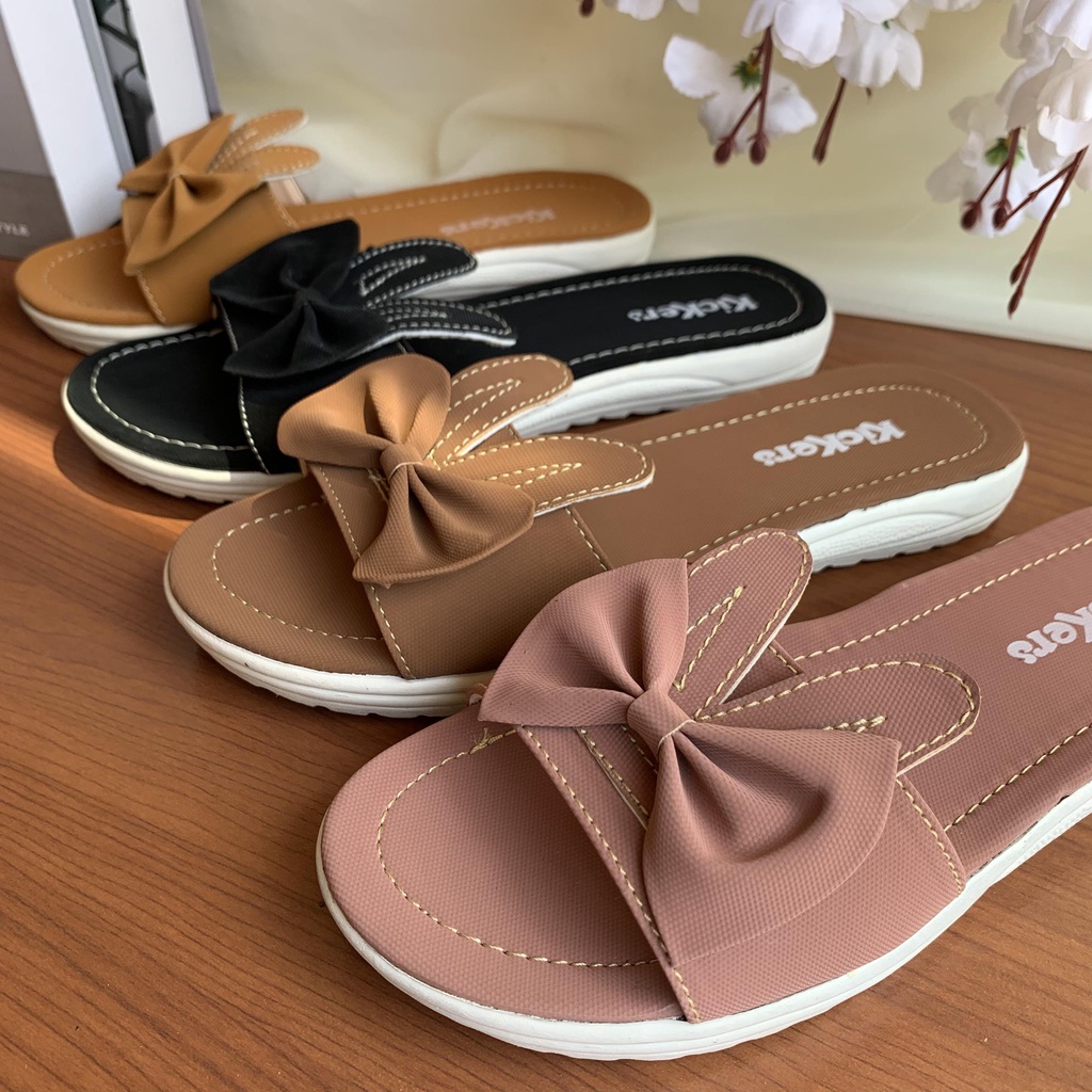 sendal SLOP KELINCI 4 Warna-warni sandal cewek wanita termurah terlaris alas halus SANDAL SLOP WANITA FLAT TEPLEK TERBARU KEKINIAN SENDAL SELOP PEREMPUAN SLIP CEWEK SLIDE IBU PESTA KONDANGAN Ramadan Sale Sandal Teplek Sintetis KELINCI