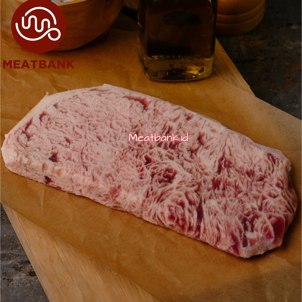 

MEATBANK Premium AUS Sirloin Steak - Daging Sapi Striploin Meltique Quality Wagyu