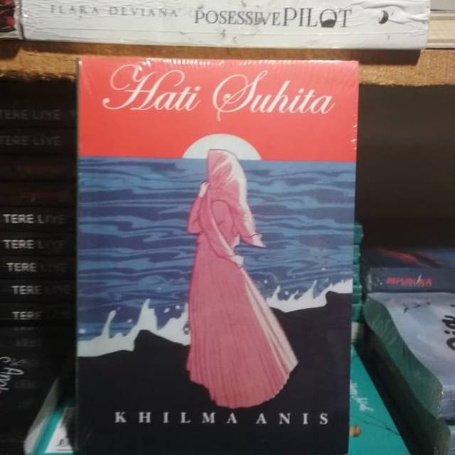 

Buku Novel Hati Suhita Penulis : Khilma Anis