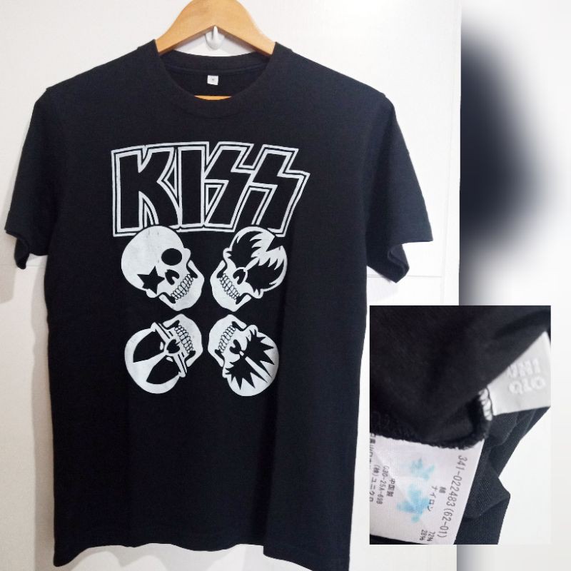 Kaos Musik Kiss by Uniqlo