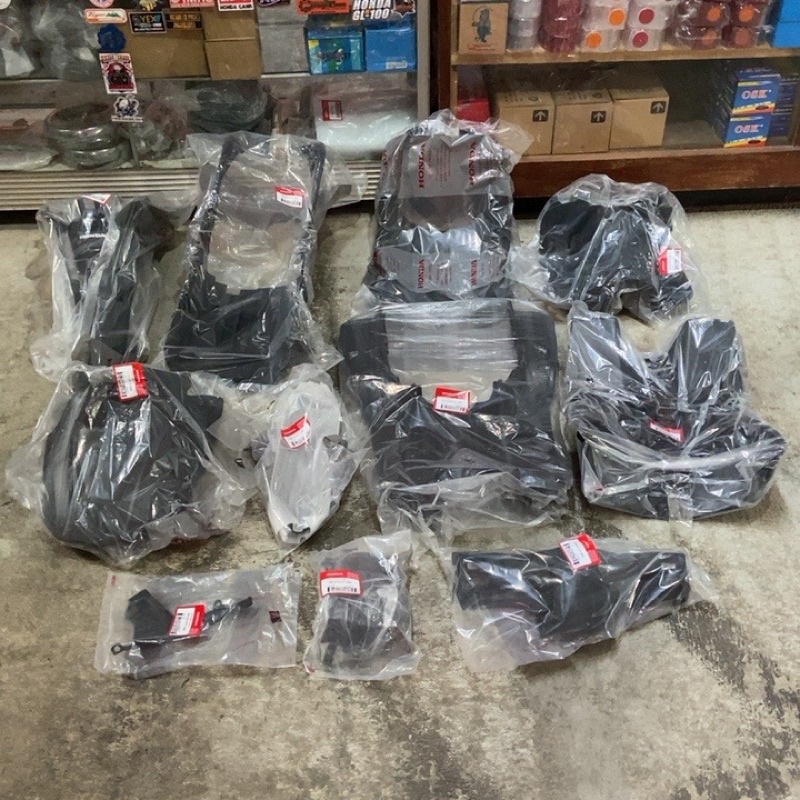 ORIGINAL AHM paket satu set full cover bodi body kasar honda beat awal lama old karbu ori original A