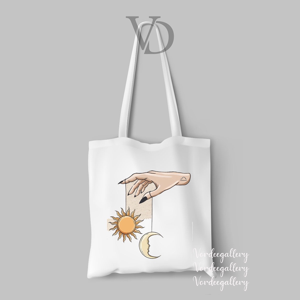 TOTE BAG KANVAS MOTIF MOON AESTHETIC