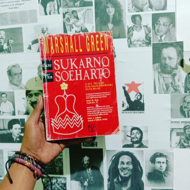 Dari Sukarno ke Soeharto: G 30 S PKI Dari Kacamata Seorang Duta Besar | Marshall Green | Istri-Istri