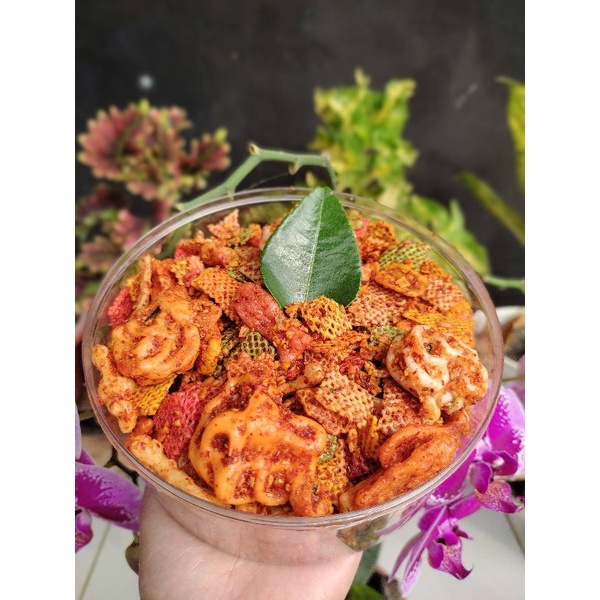 

Kerupuk seblak MIX 1000gr/1kg