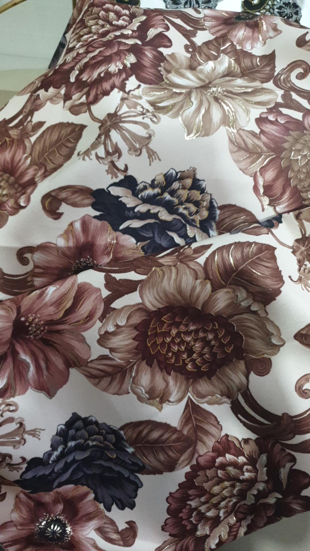 Bahan Kain Sofa Halus Mengkilap Motif Bunga - Rose