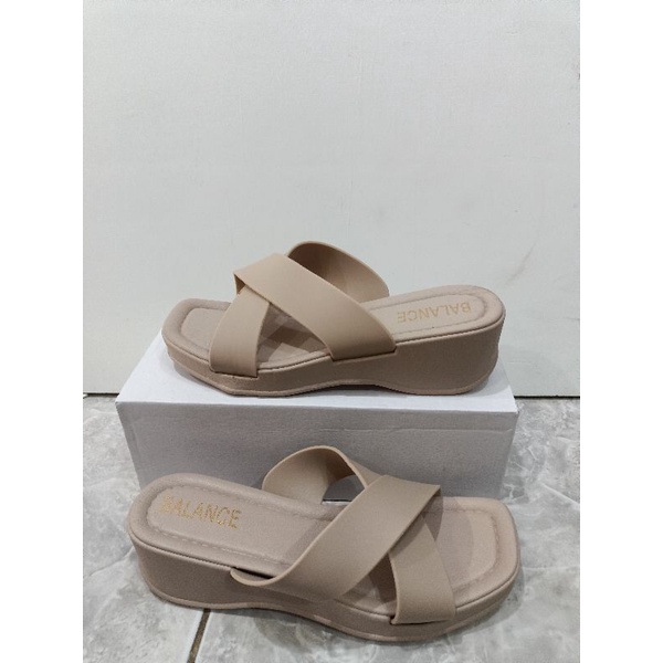 Sandal wanita Balance XM-2212/Sandal Wanita Tali Silang/Sandal Wanita Terbaru/Sandal Wanita Weges/Sandal wanita kekinian/Sendal perempuan Terbaru/Sandal Wanita Yang Nyaman Dipakai/Sandal Wanita Bisa Dipakai Formal/Sandal Anti Licin/Sandal Wanita Viral