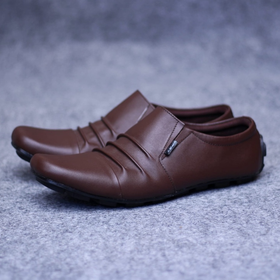 CRAFTS FOLD Sepatu Formal Casual Pantofel Kerja Pria Kulit Asli Hitam - Coklat