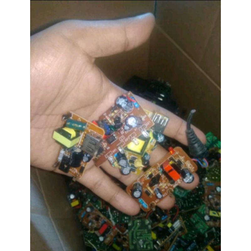 Charger adaptor ac 220 to dc 5 volt trafo diy bahan jt joule thief modul cas 5v