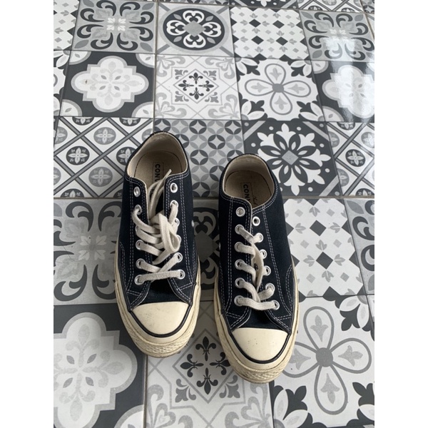 Preloved Sepatu Convers