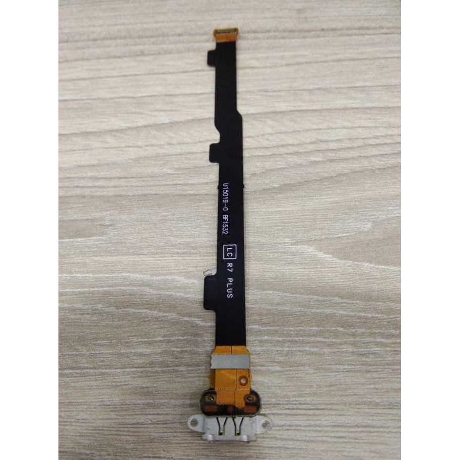 Konektor Cas / FLEXIBLE CONNECTOR CHARGER OPPO 7PLUS