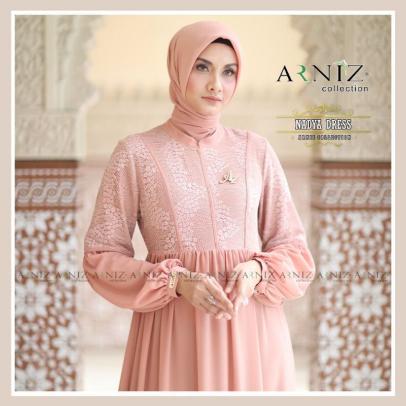 Nadya Set by Arniz Collection