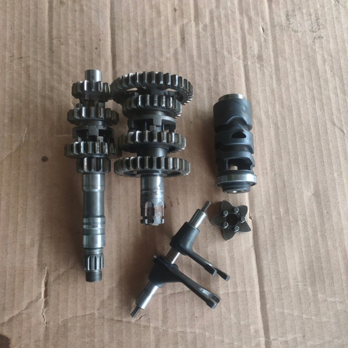 gear gigi rasio yamaha set vega zr original