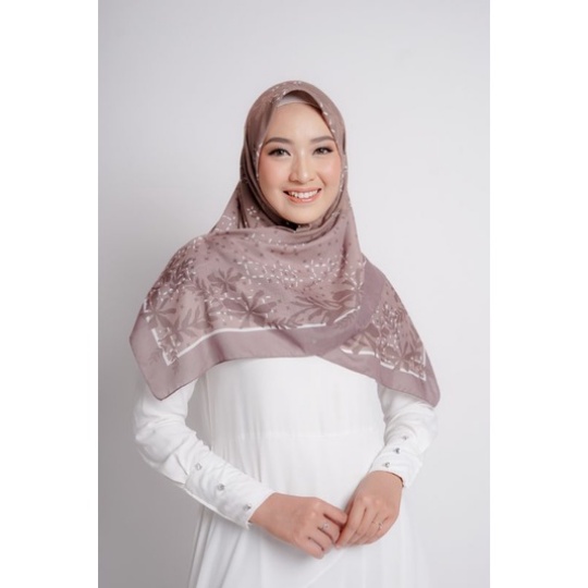 ELZATTA KERUDUNG HIJAB SEGI EMPAT KAILA DECO FLOWERS ELZATTA BAHAN POLYCOTTON MOTIF TERBARU 2022