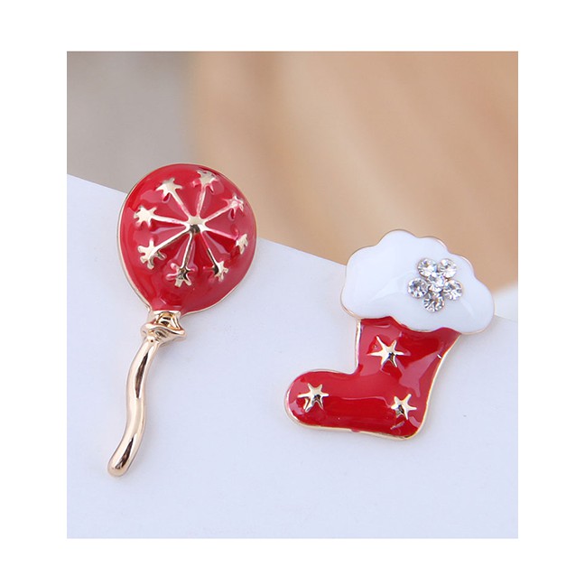 LRC Anting Tusuk Fashion Christmas Hot Air Balloon Christmas Boots Asymmetric Stud Earrings A58320