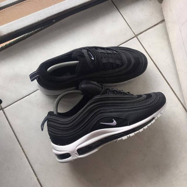 NIKE airmax 97