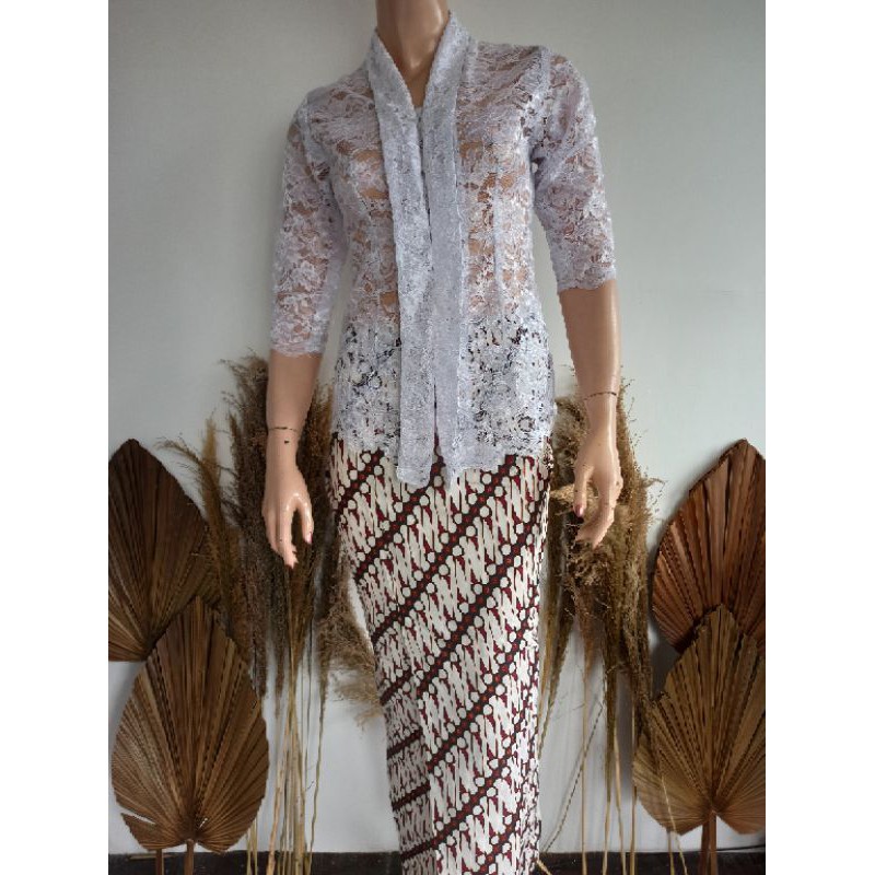 kebaya kartini brokat