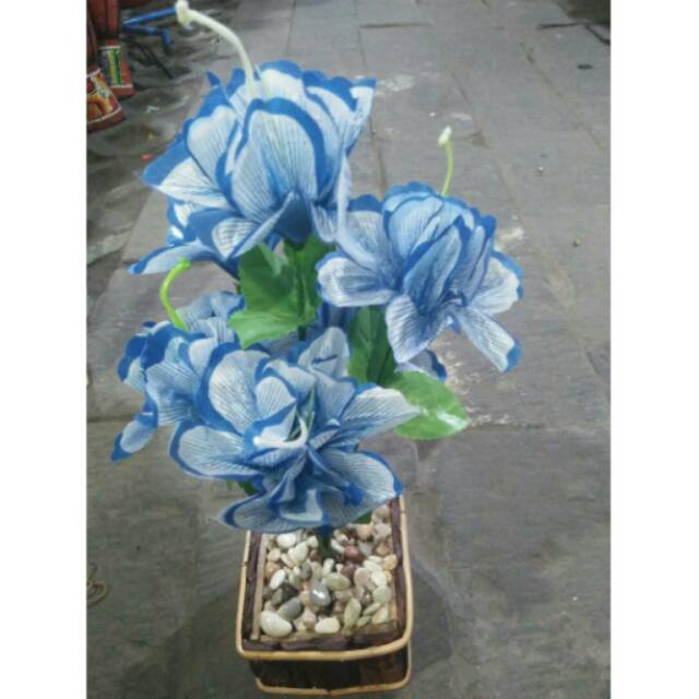 Bunga Artificial Warna Biru - Hiasan Bunga Kode 006