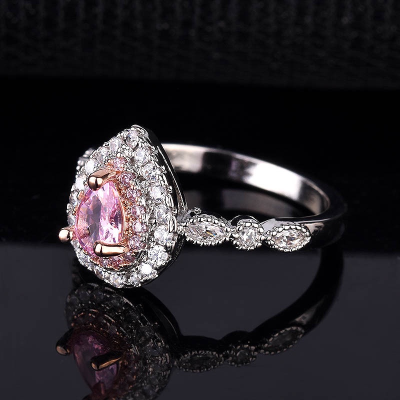 Fashion Inlaid Pink Crystal Water Drop Pear Ring Luxury Ring