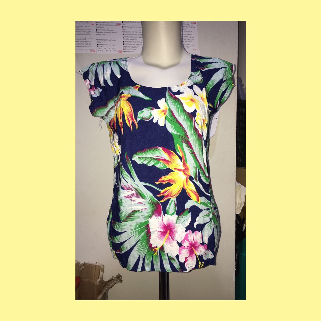 baju wanita bunga bunga