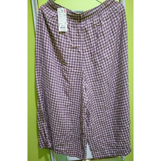uniqlo relaco pants
