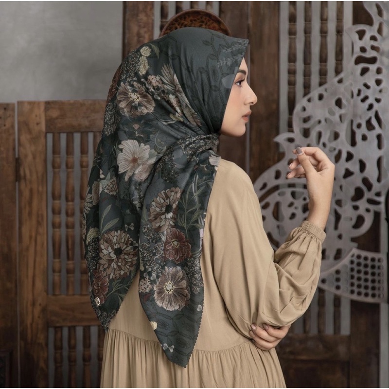 Sandhya Scarf Heavenlights