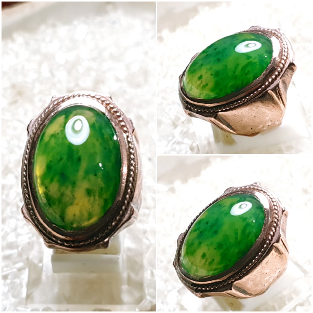 BATU LUMUT HIJAU TUA TOTOL GERIMIS KODE2536