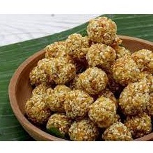 

GETI WIJEN GULA MERAH MANIS GURIH RENYAH ENTING WIJEN BULAT OLEH-OLEH KHAS SOLO