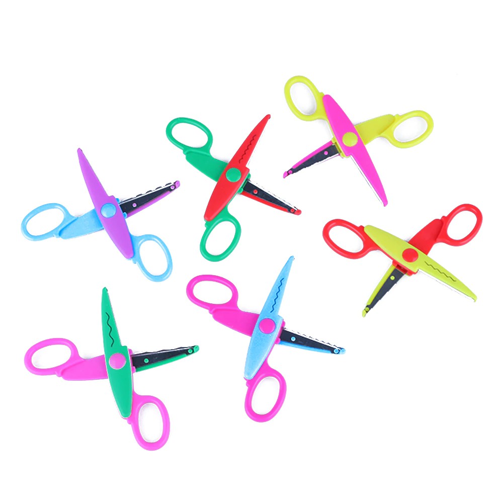 

[ READY STOCK ] Scrapbook photo diary Zig kid paper pinking craft shear album DIY Laciness handmade