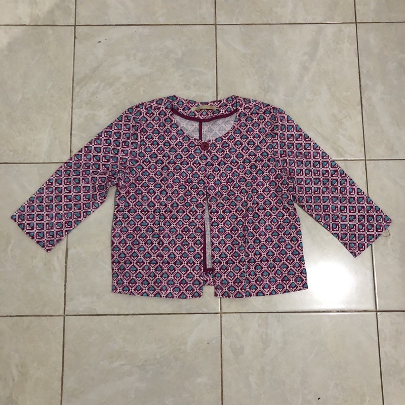 Cardigan Minimal Gold Batik Pink
