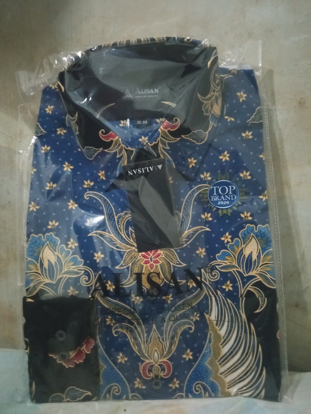 Kemeja Batik Alisan Lengan Panjang Reguler Fit 10633