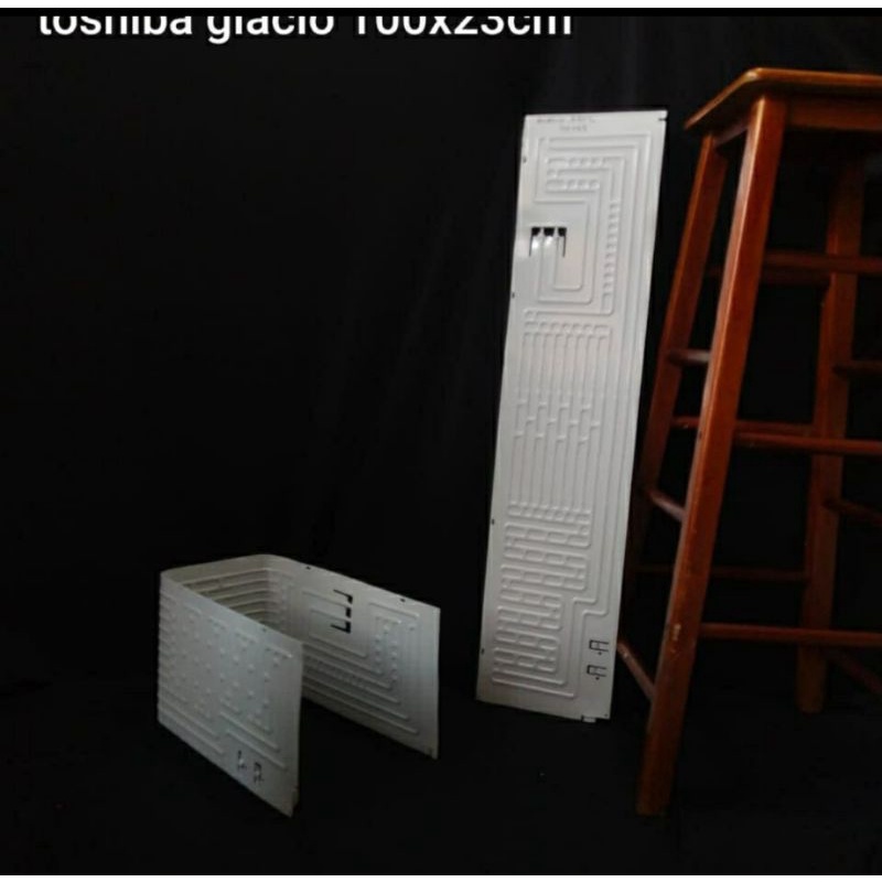 evaporator kulkas Toshiba Glacio 100×23 cm