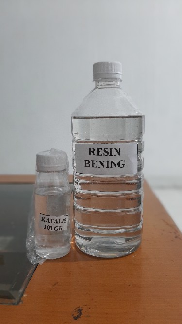 Resin Bening 1 Kg & Katalis 100 Gram