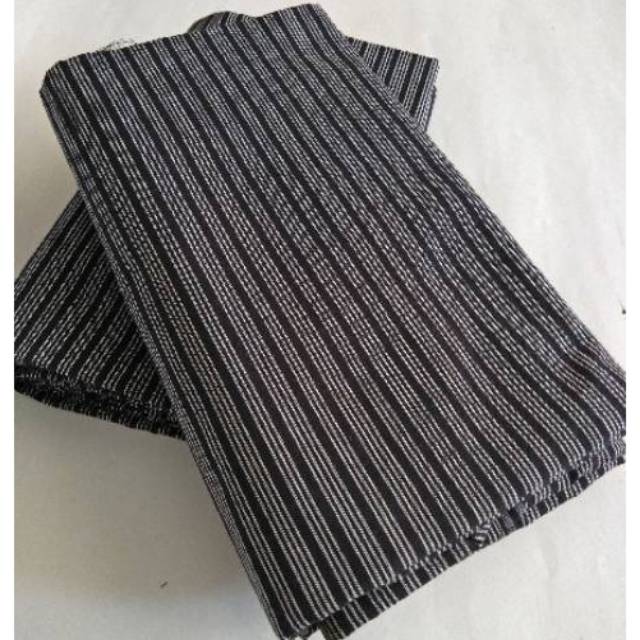 Kain Lurik Batik Tenun Lurik - Hitam Abu 43