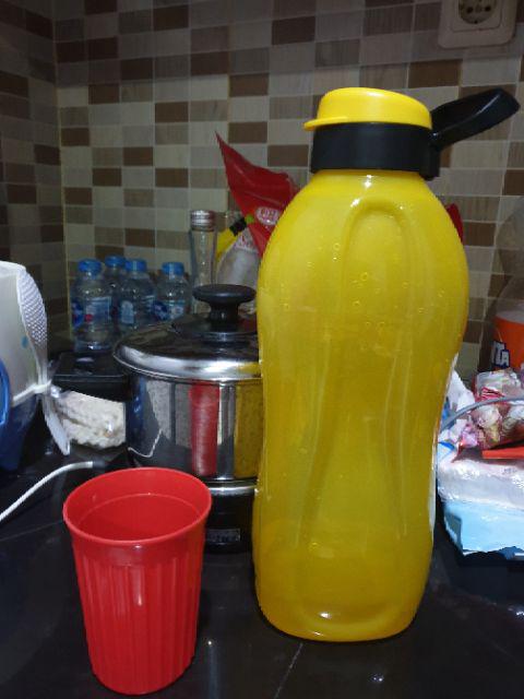 Tupperware Eco Bottle 2l , 2 L  / Botol Minum 2ltr Slimline 2l