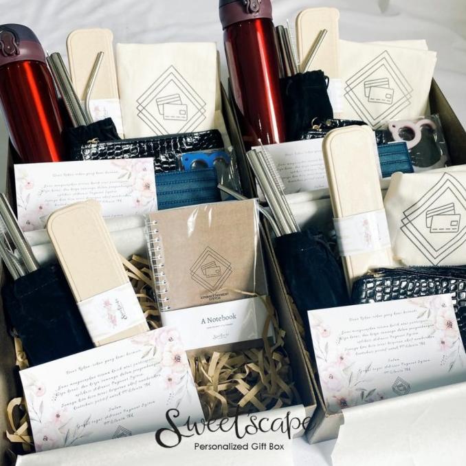 

GIFT BOX PACKAGE 264-PAKET HAMPERS 264 - CUSTOM CORPORATE GIFT BOX FGBV61352