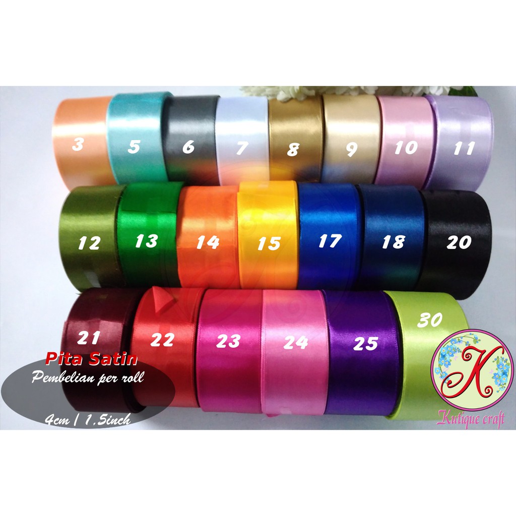 Pita Satin 1,5 Inch (4cm) per roll