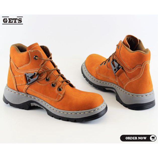 Sepatu Pria Boots Safety Armour Hitam Working Proyek Hiking Sepatu Cowok Adventure Terbaru