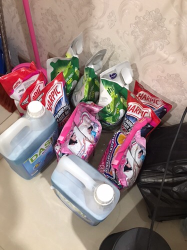 Harpic Pembersih Kamar Mandi Rose Refill Pouch 700ml