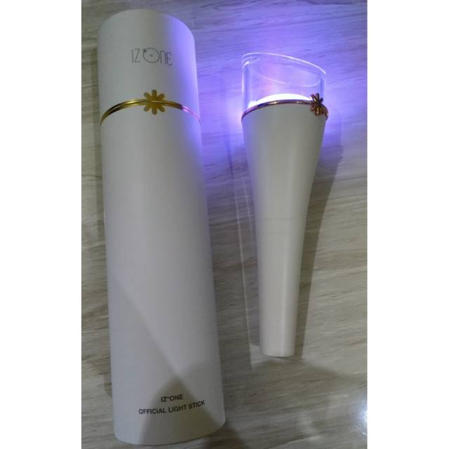 IZONE / IZ*ONE - Lightstick